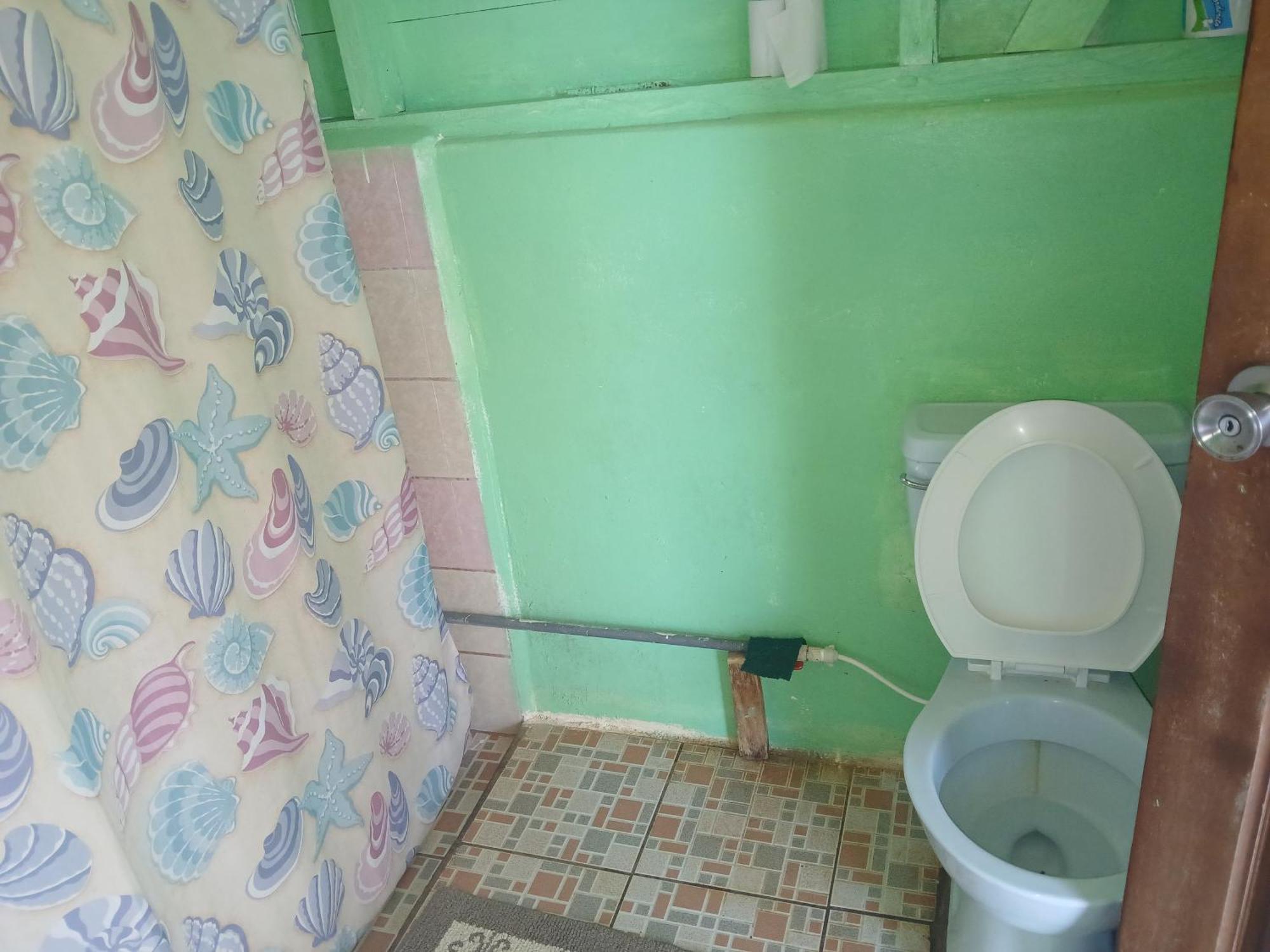 Corn Island Hostal Alal Suite North End エクステリア 写真