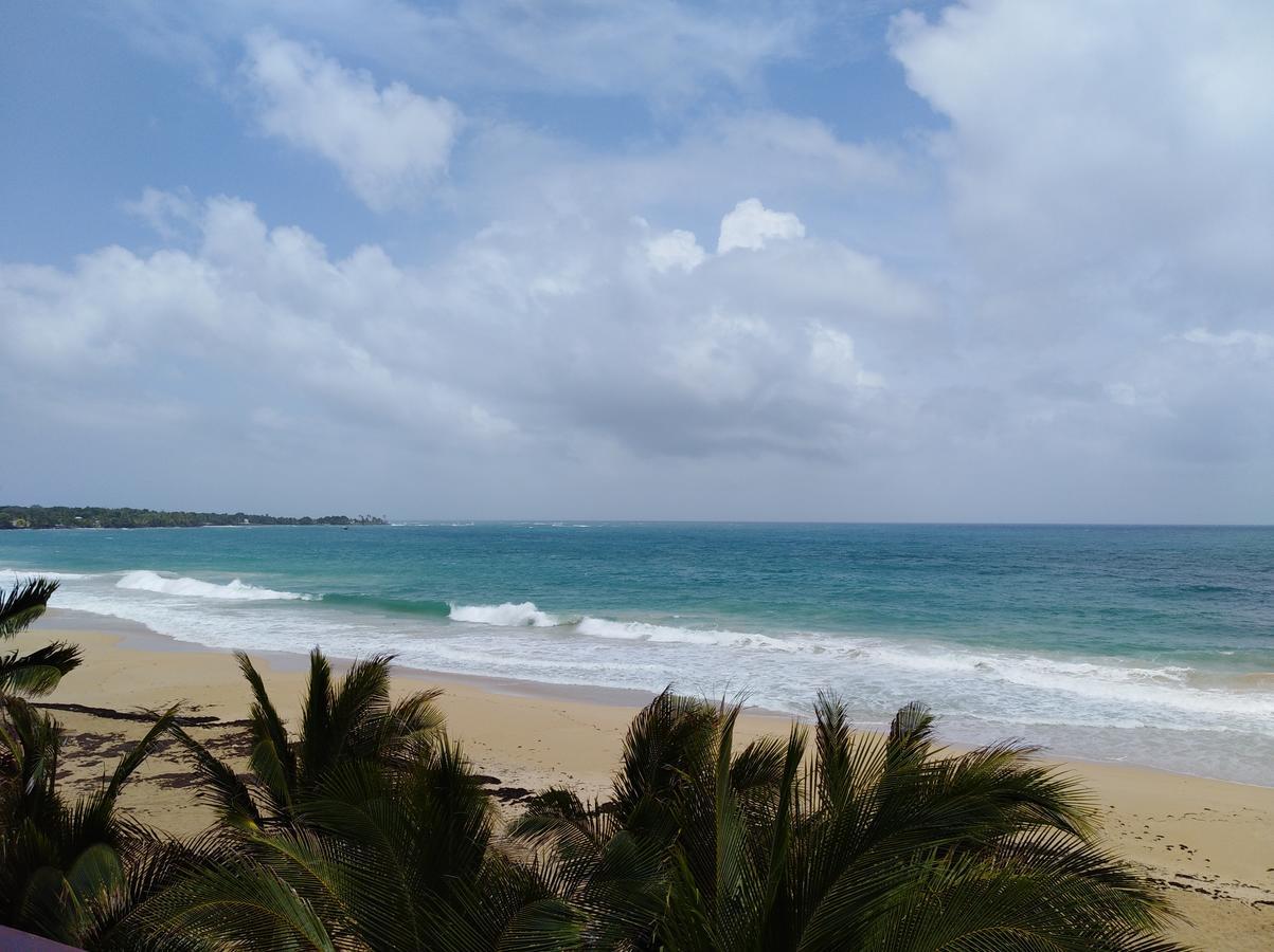 Corn Island Hostal Alal Suite North End エクステリア 写真