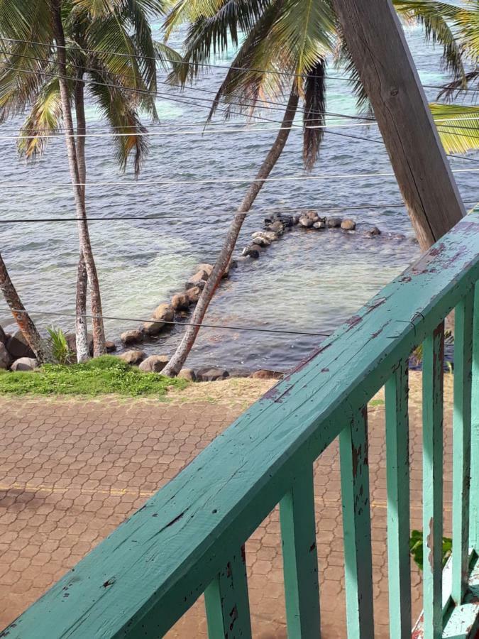 Corn Island Hostal Alal Suite North End エクステリア 写真